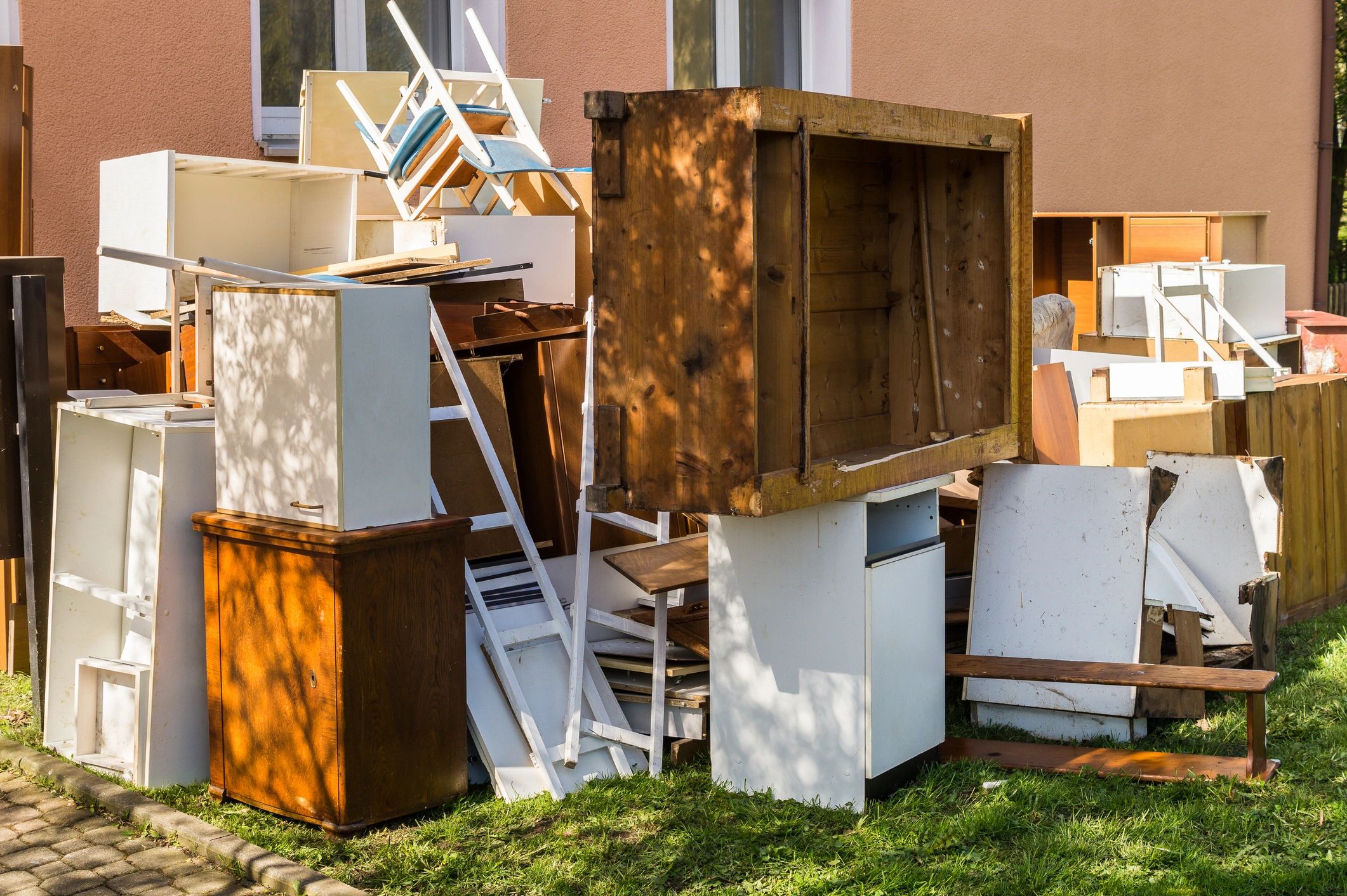 Cheap & Efficient Junk Removal in Mont-Saint-Hilaire