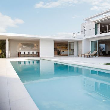 Gentlemen enjoying clay shooting