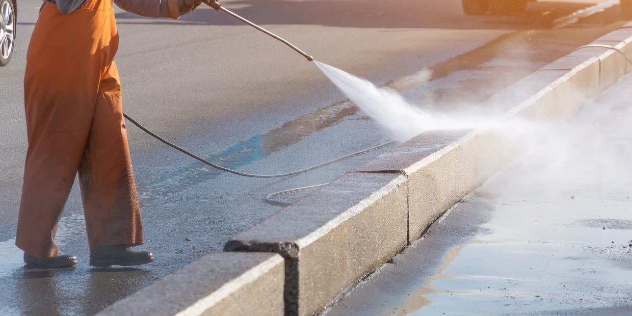 Pressure washing services in montevideo minnesota.