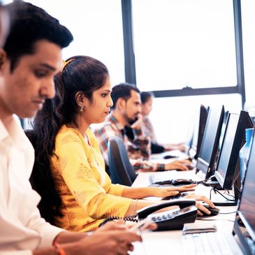 Experienced professionals providing IT services with efficiency and precise execution.