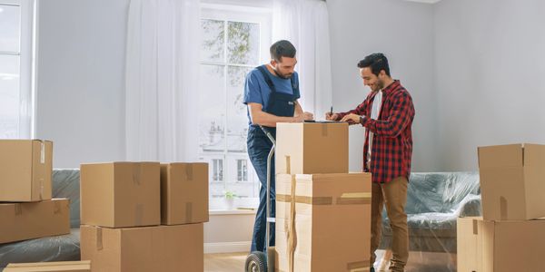  Abtransport von Möbeln, Elektrogeräten und anderen Gegenständen zur Entsorgung oder zum Recycling. 