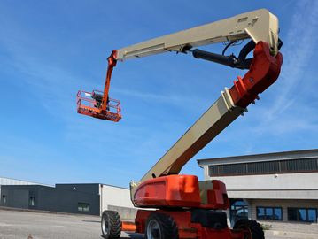 TLILIC0005 Licence to operate a boom-type elevating work platform (boom length 11 metres or more)