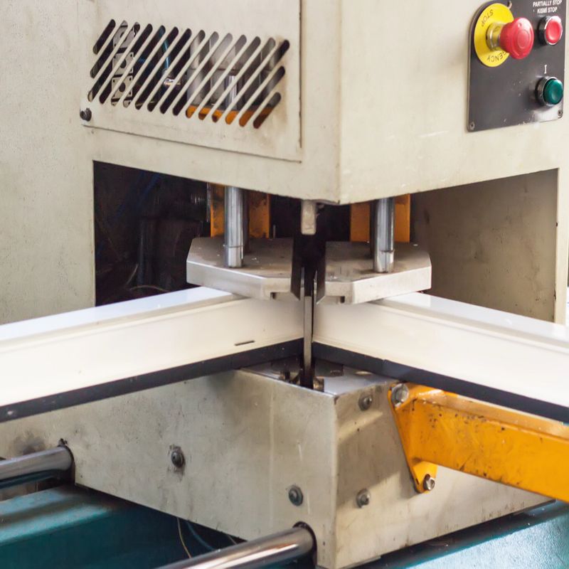 Production of pvc windows, gluing of plastic corners of windows, machine for the production of pvc windows, soldering