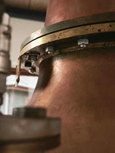 Hetterley's Fine Distilled Spirits Logo