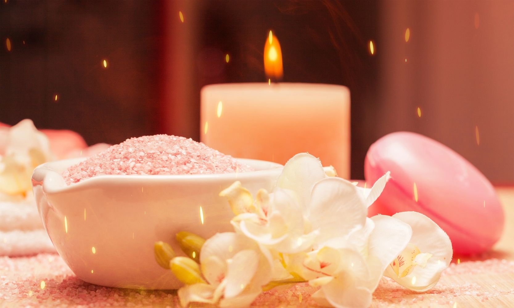 Wide rangr of products 
Bath salts,  Bath Bars , Lotions,  Creams  and Candels 