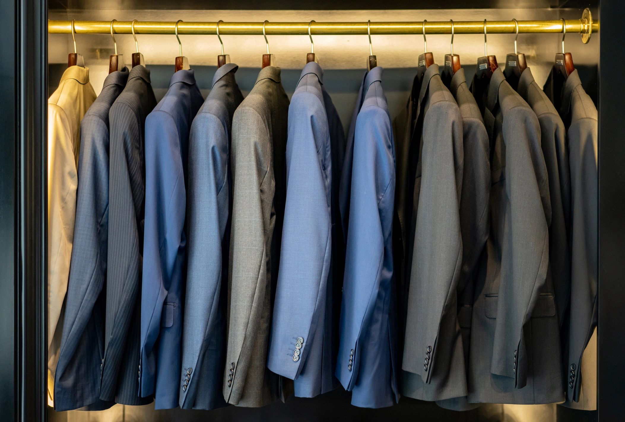 Step-by-Step: Selecting a Tuxedo that Fits Flawlessly