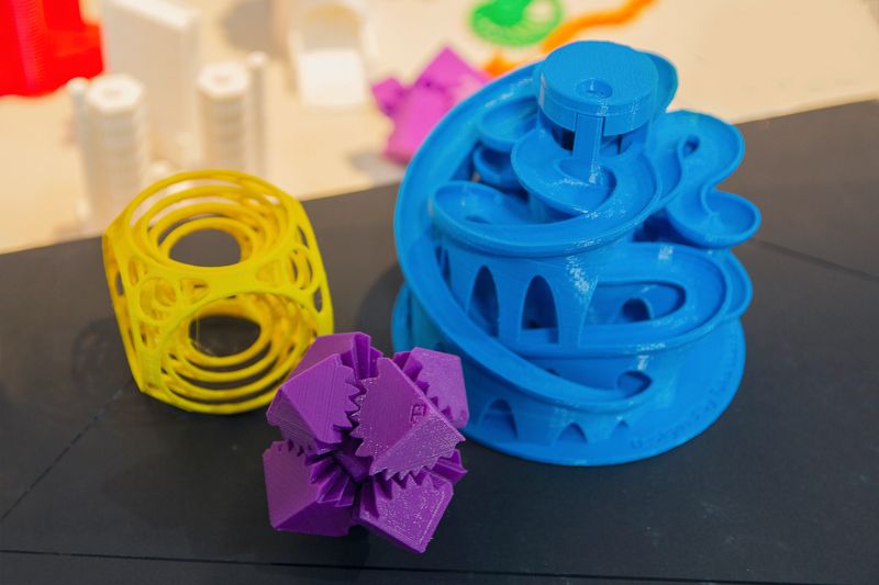 Variety of plastic products, fabricated by 3D-printing. Technology