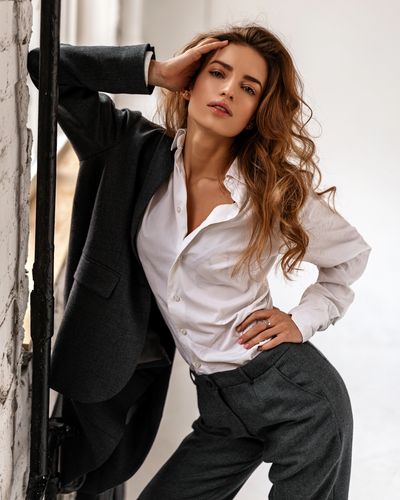 client getting an IV infusion at Vadara in Mill Creek. 