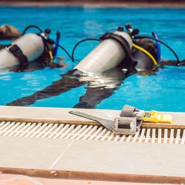 Leaks, cracks, or equipment issues? Largaespada Pool Service has you covered. We diagnose and fix pr