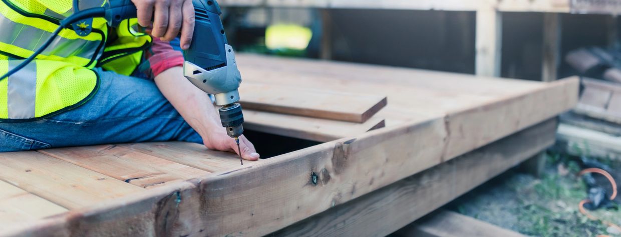 double deck screened inlower deck, nolin lake