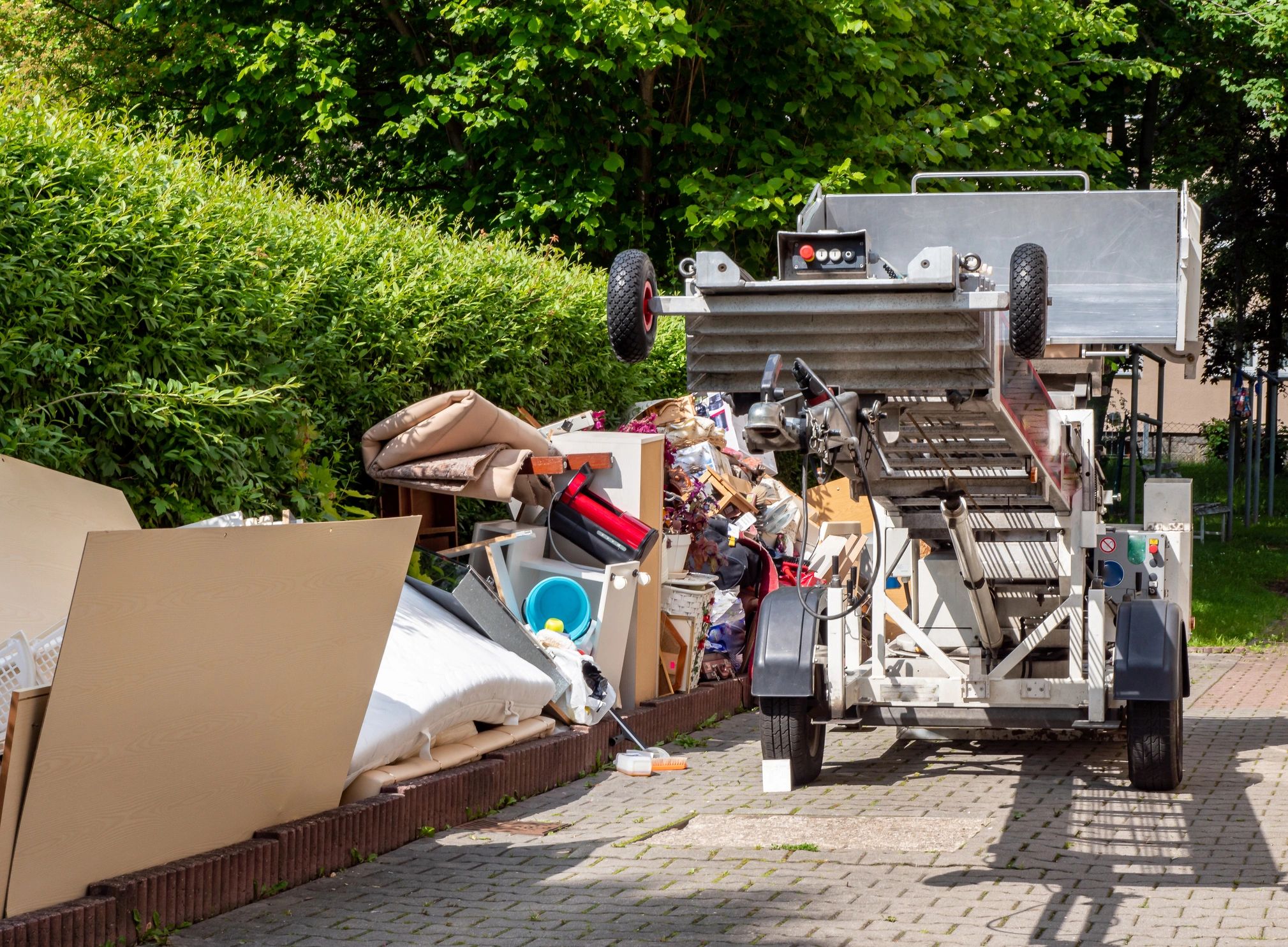 Cheap & Efficient Junk Removal McMasterville