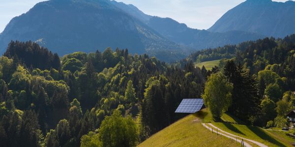 High-Pressure Hydrogen for Off-Grid and Field-Deployed Power