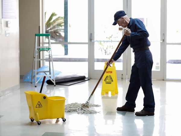 Longinos Cleaning Services