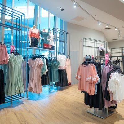 Store clothing rack