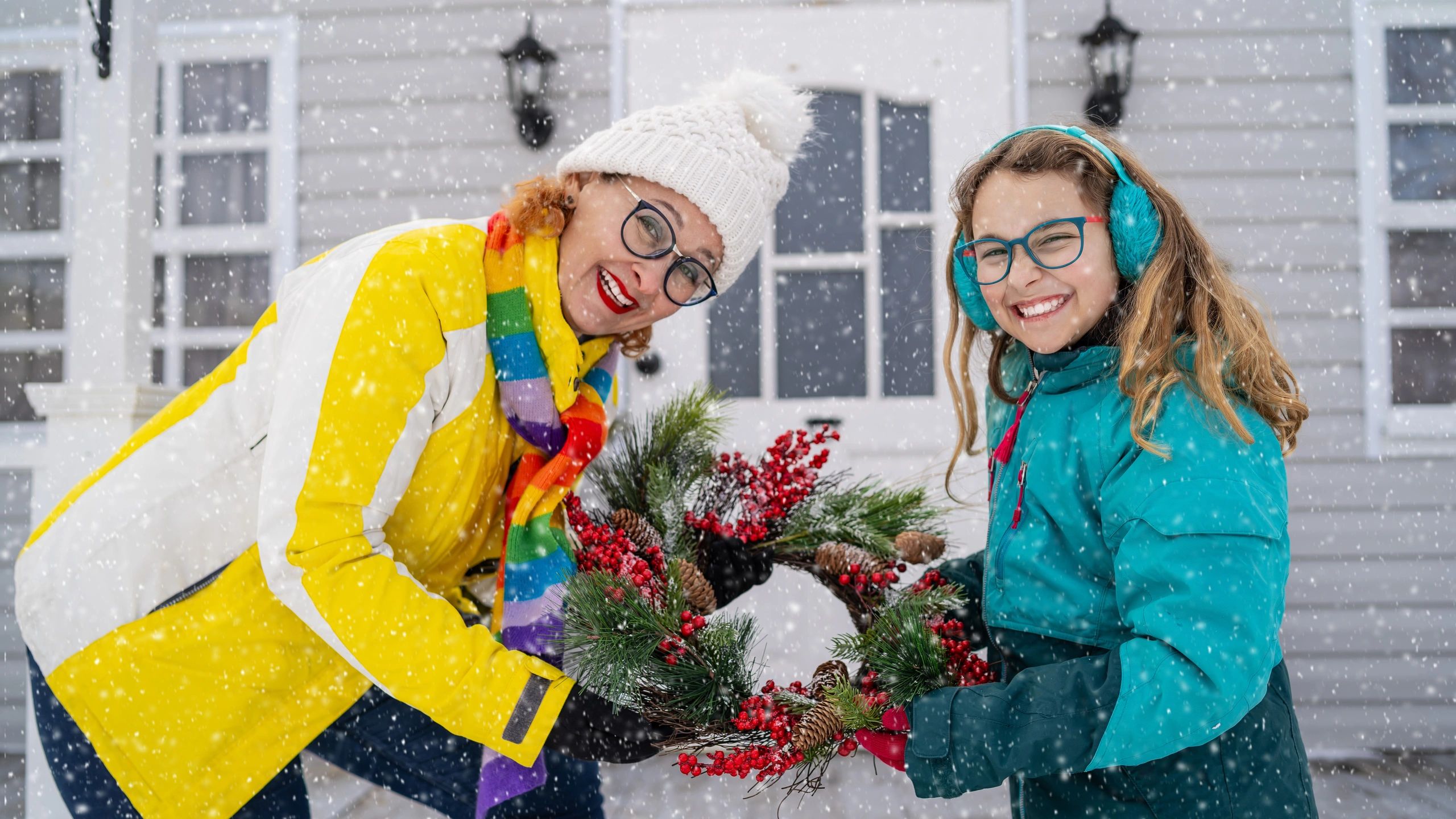 Order Your Holiday Wreaths for a Good Cause