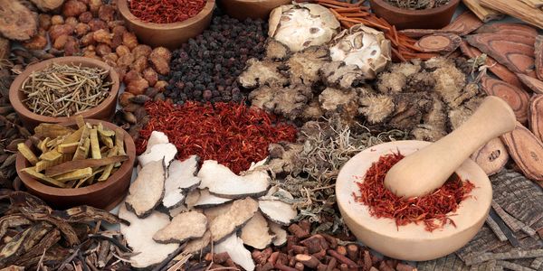 Chinese herbs and herbal formulas for patient care, healing, holistic care, wellness, Encino, 91316