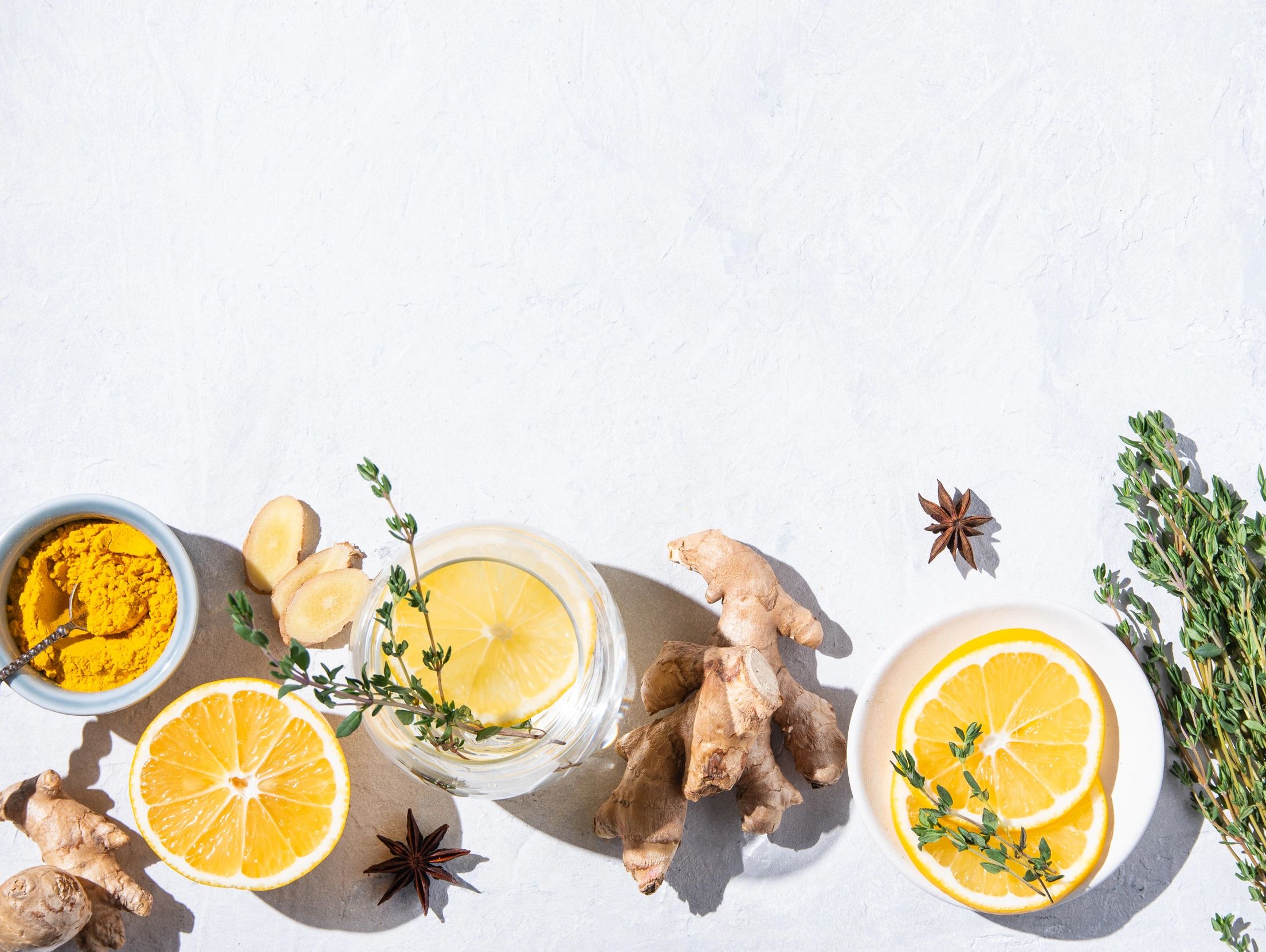 Lemon juice cleanse for detoxing 