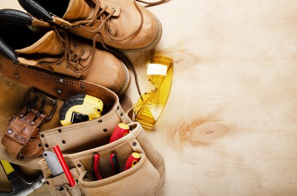 WORK BOOTS AND TOOL BELT