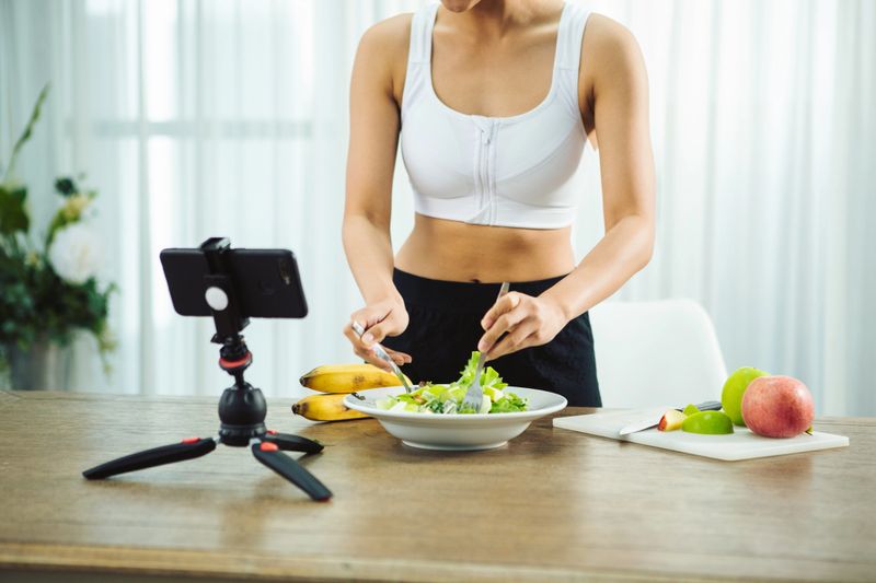 Healthy lifetyle eating blogger