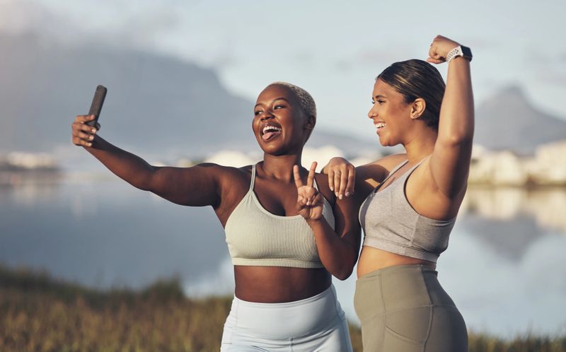 We in on the bestie fitness challenge!