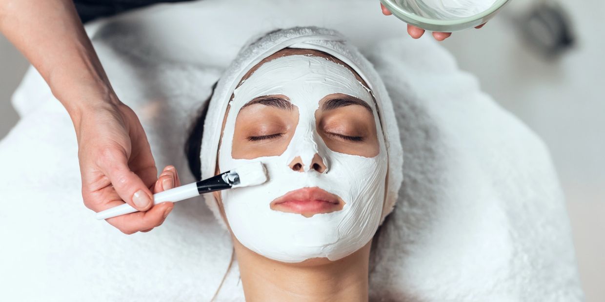 Facial with mask application