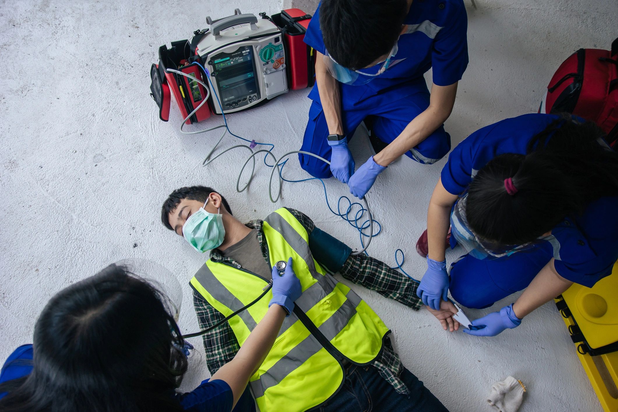 How to Use an AED: A Step-by-Step Guide to Restart a Heart in an Emergency