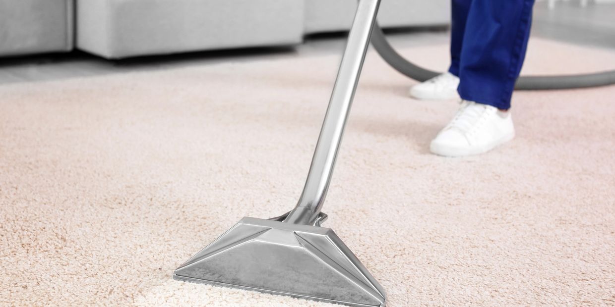 Carpet with carpet cleaner machine