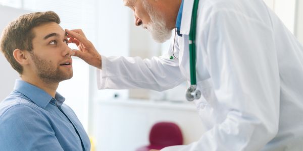 EMERGENCY EYE CARE image, at Hobe Sound Eye Care we provide ocular ER assistance.