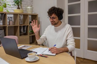 Where can I find online therapy that is not a corporation but private practice? How do I find a good