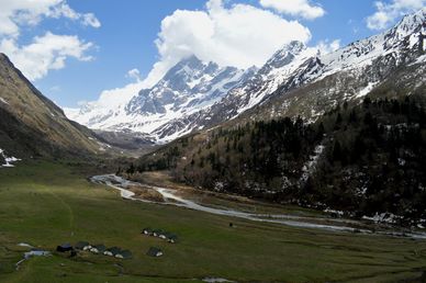 Har ki Dun Trek