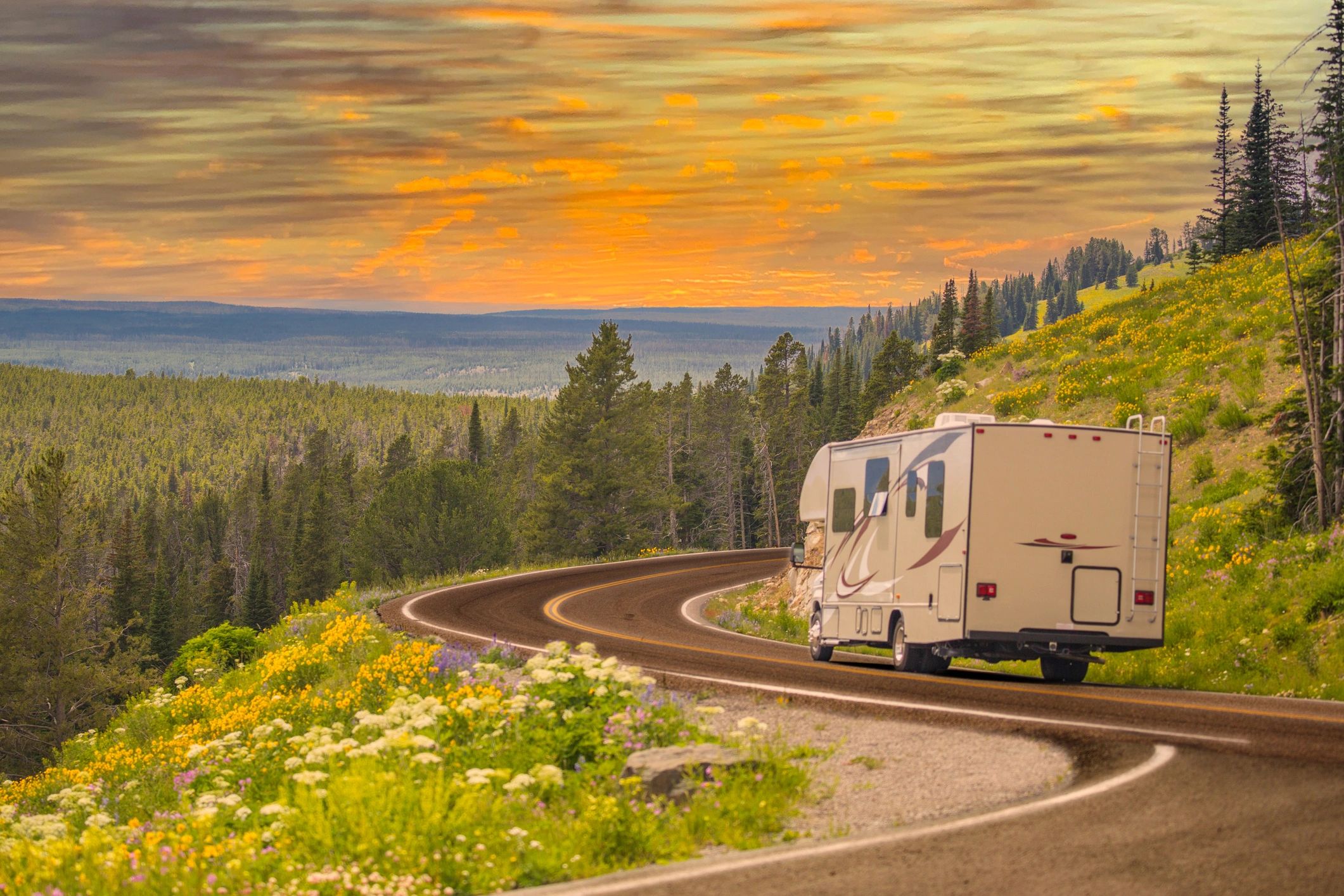 Expert Mobile RV Inspections & Services in Canada