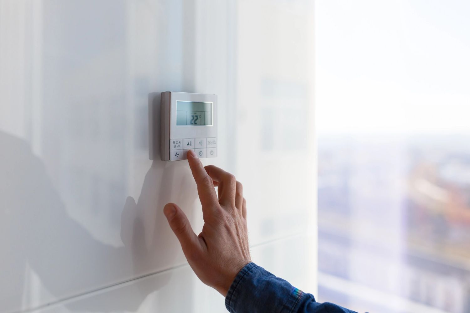 Wall mounted smart thermostat Orange County