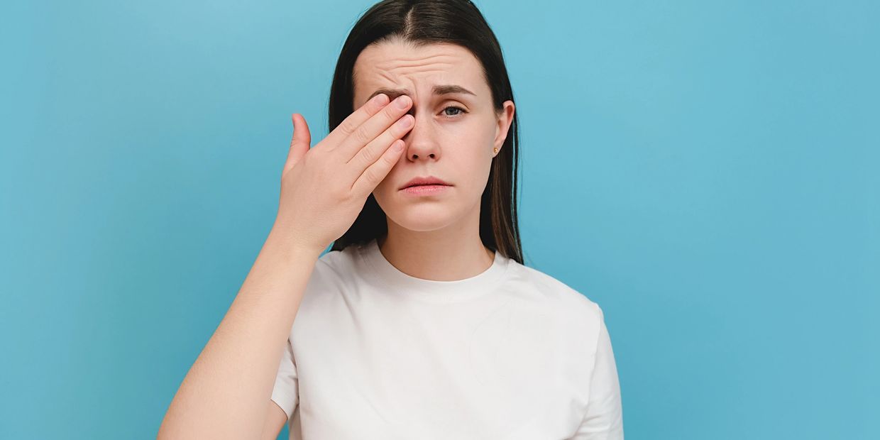 Eye pain: can be of various causes. A medical eye exam with us will help diagnose the root cause. 