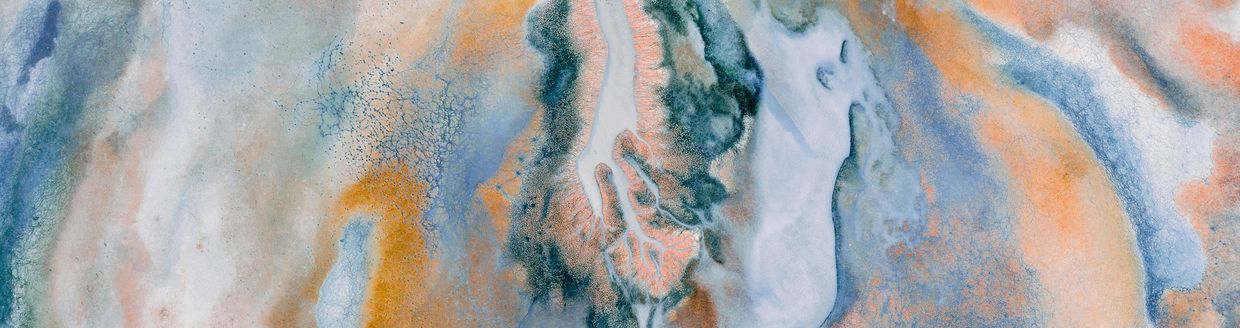 Sophisticated marble-style epoxy countertop in a cozy setting.