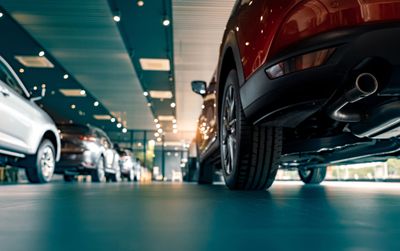 showroom cleaning, commercial cleaning, showroom, polished floors, clean entrance