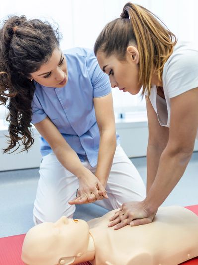 Plan an onsite first aid, CPR and AED training  