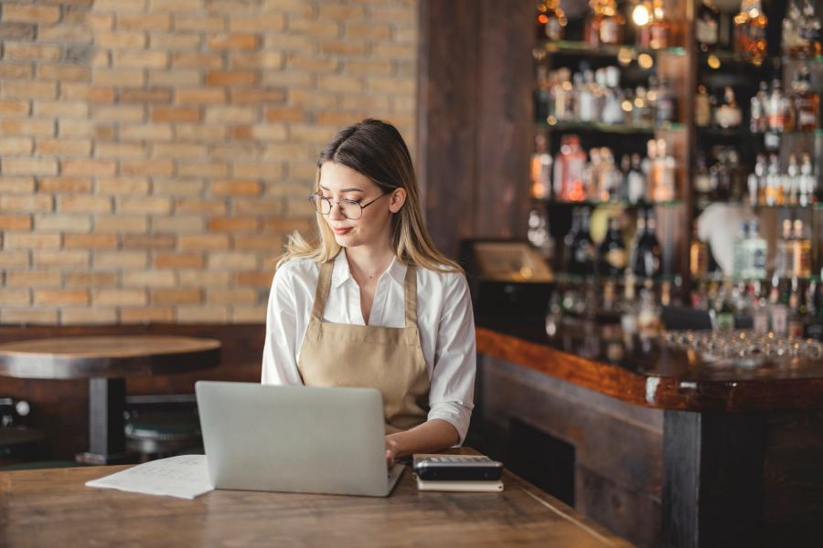 ChatGPT Prompts for Restaurant Owners in Australia (2026)