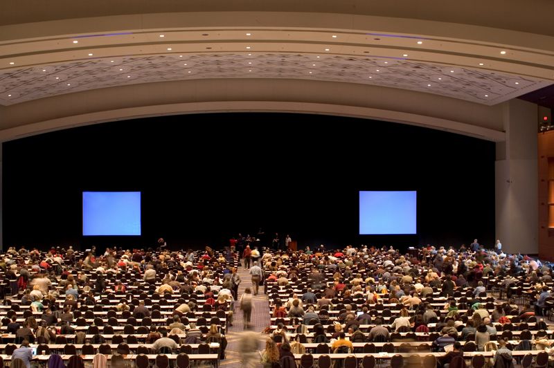 Large crowd gathered for a seminar