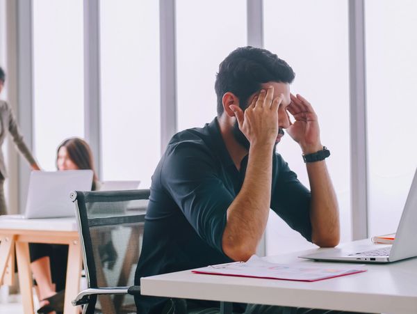 Altos niveles de CO2 afectan el rendimiento de estudiantes y trabajadores.