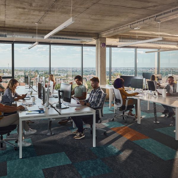 Escritorio comercial Avant Cargo