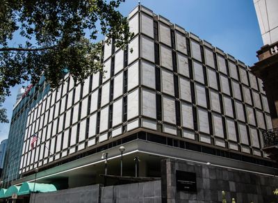 legalizations, apostilles, naturalizations, immigration, visas, passport, embassy Mexico, lawyers 