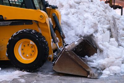 Kansas City commercial snow removal team

Professional snow plow operators Kansas City