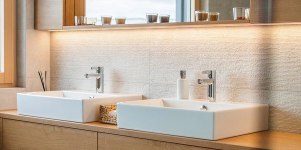 warm bathroom setting
