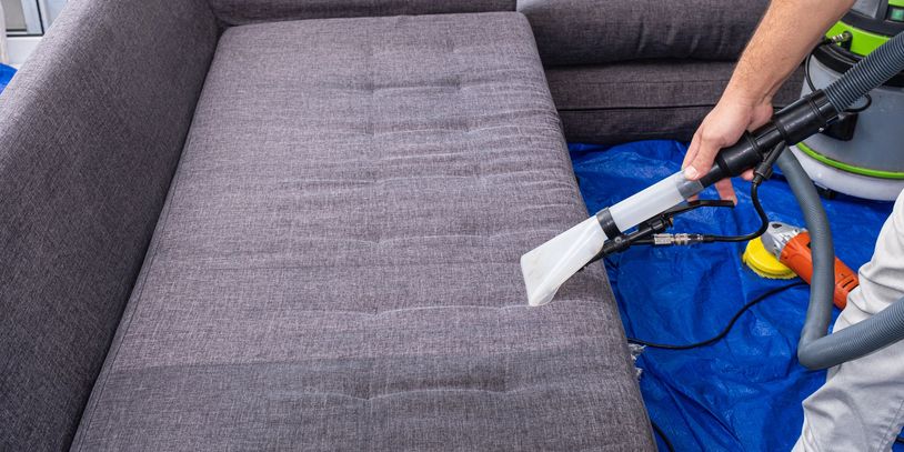 COUCH CLEANING STAIN REMOVAL PEE REMOVAL SPOT CLEANING UPHOLSTERY END OF LEASE