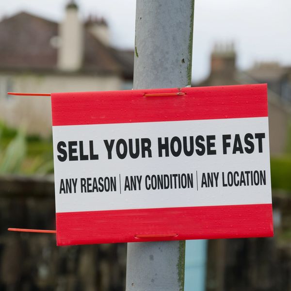 Sign advertising fast house sales regardless of reason, condition, or location.