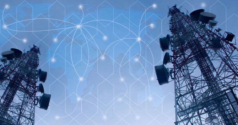 telecommunication mast TV antennas wireless technology