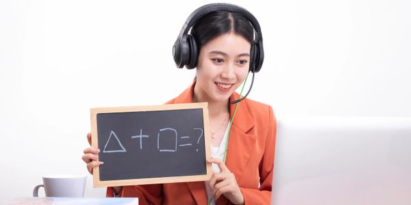 Online educational session in math with an online tutor
