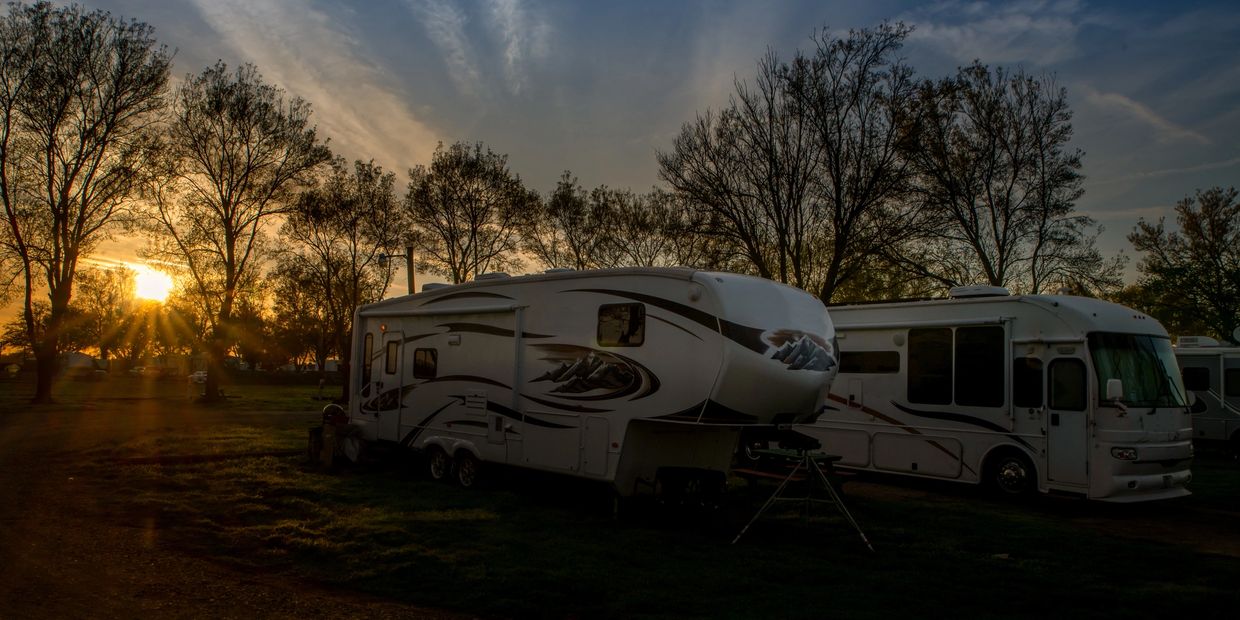 Mobile home & RV rentals in Pine Hill, Alabama.