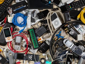 Searching for how to sell cameras, speakers, kitchen appliances, power tools, forget the Yard Sale.