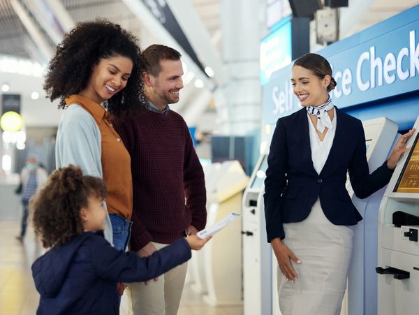 R&R 
TRAVEL AGENCY 
HAVE A COMFORTABLE AND SAFE JOURNEY WITH US